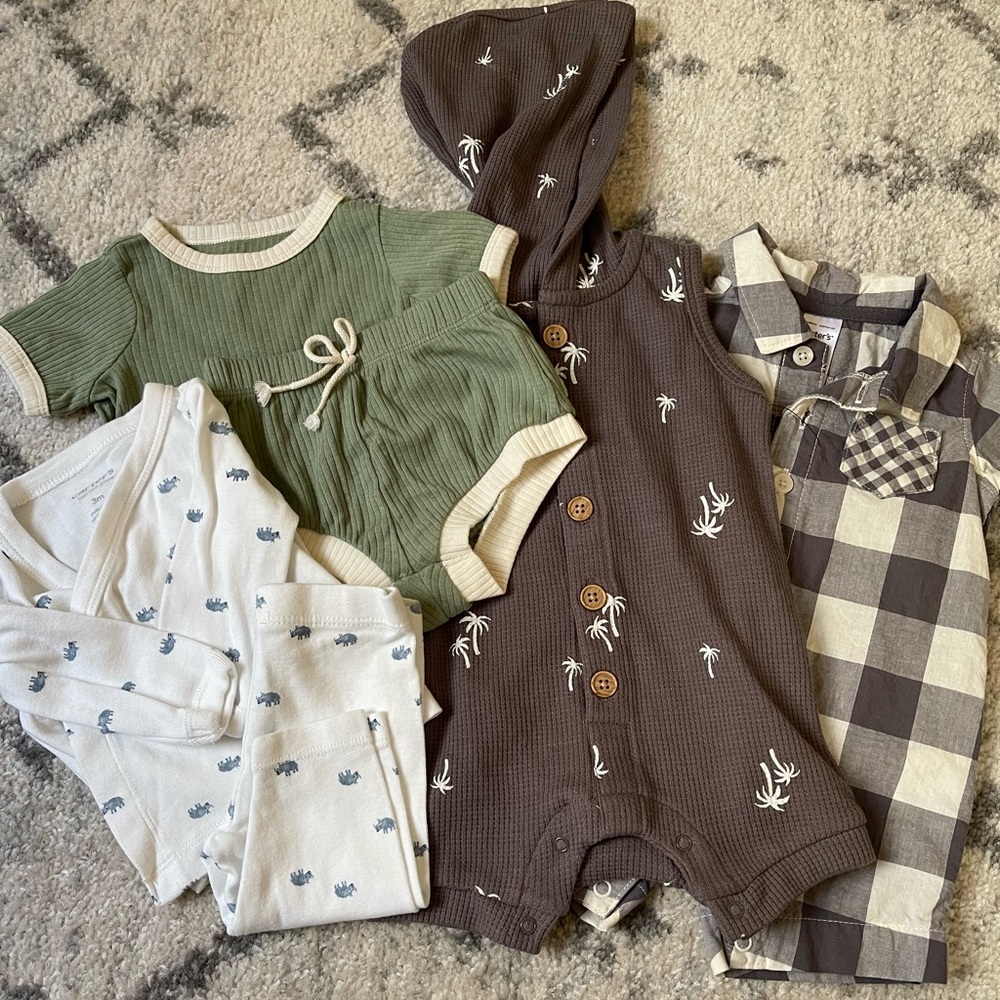 Lot of 0-3m Outfits